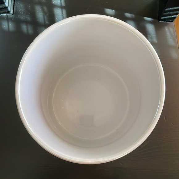 ❄️Beautiful white snowflake ceramic crock ❄️ NWT❄️ - Picture 7 of 8